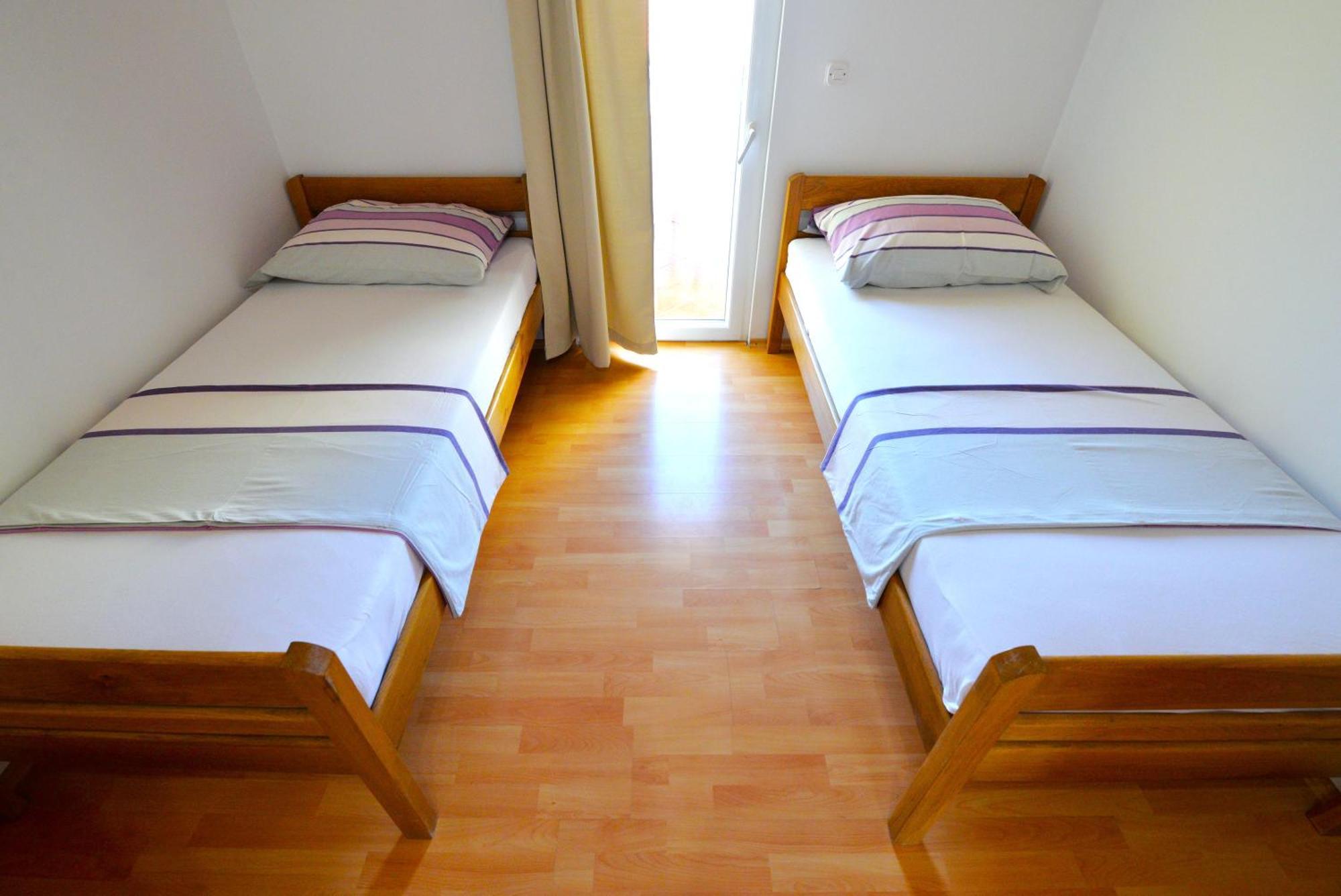 Apartments Goranka ムルテル エクステリア 写真