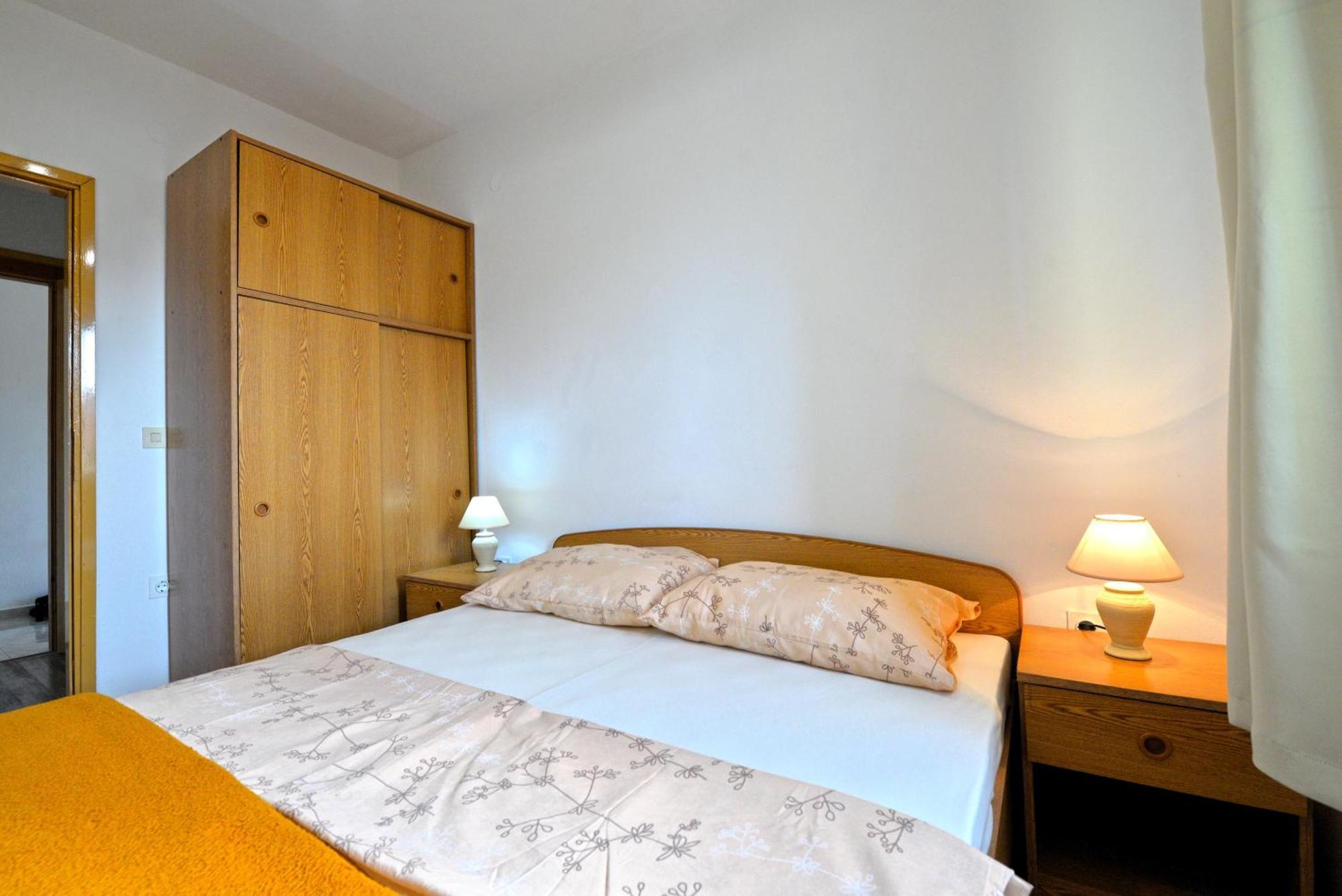 Apartments Goranka ムルテル エクステリア 写真